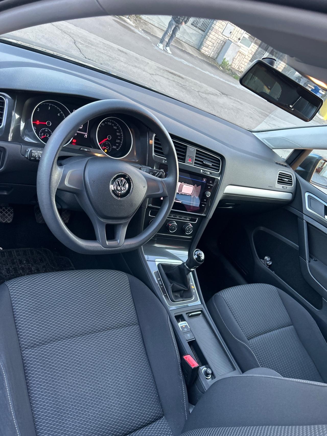 Volkswagen Golf 7.5 1.6 TDI 110 CV Highline BlueMotion-2017