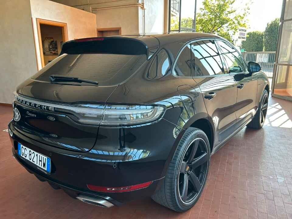 Porsche Macan 2.0 245 CV ANN0 2021 TETTO PANORAMICO