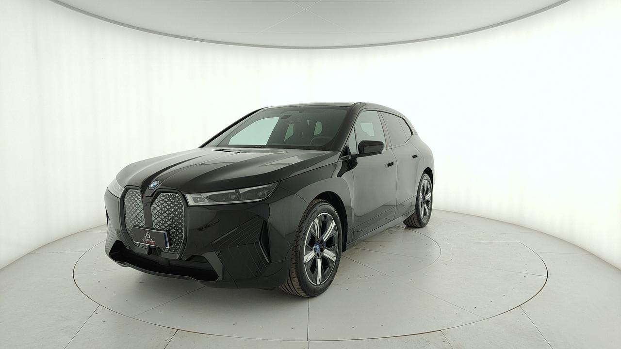 BMW iX i20 2021 - iX xdrive50 pacchetto sportivo