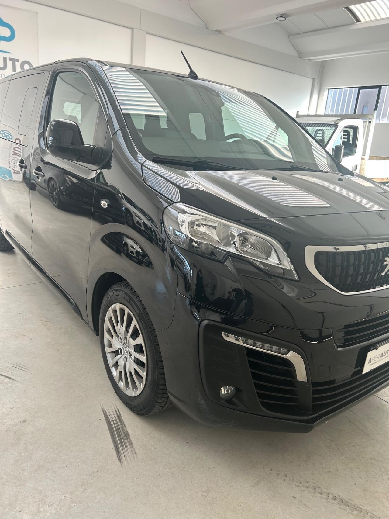 Peugeot Traveller BlueHDi 150 S&S Compact Business