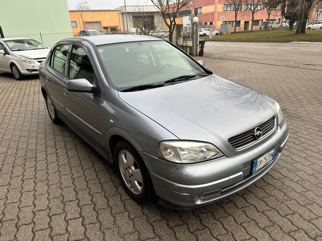Opel Astra 1.6i 16V twin port cat 5 porte 'Njoy
