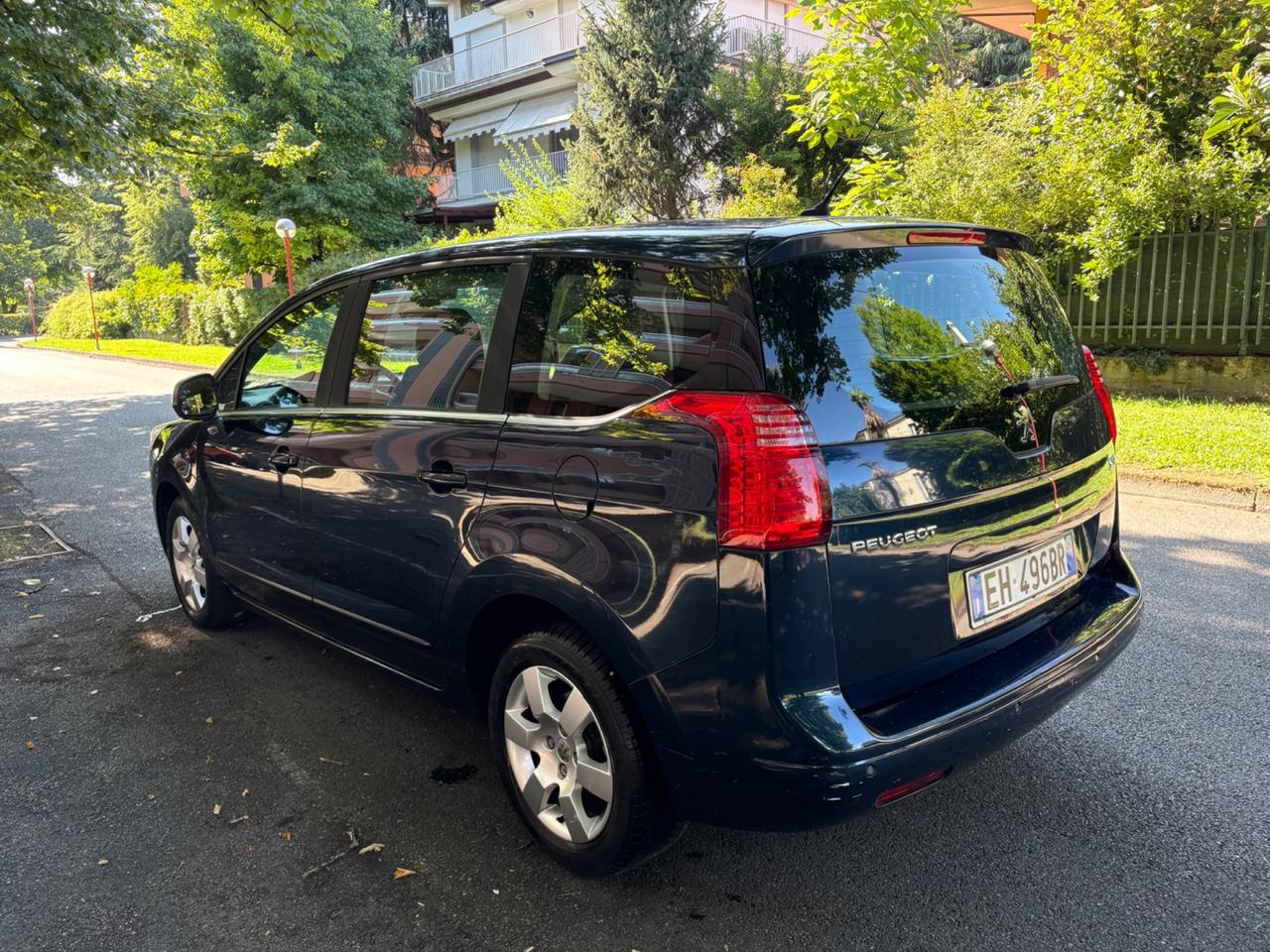 Peugeot 5008 1.6 HDi 112CV Business
