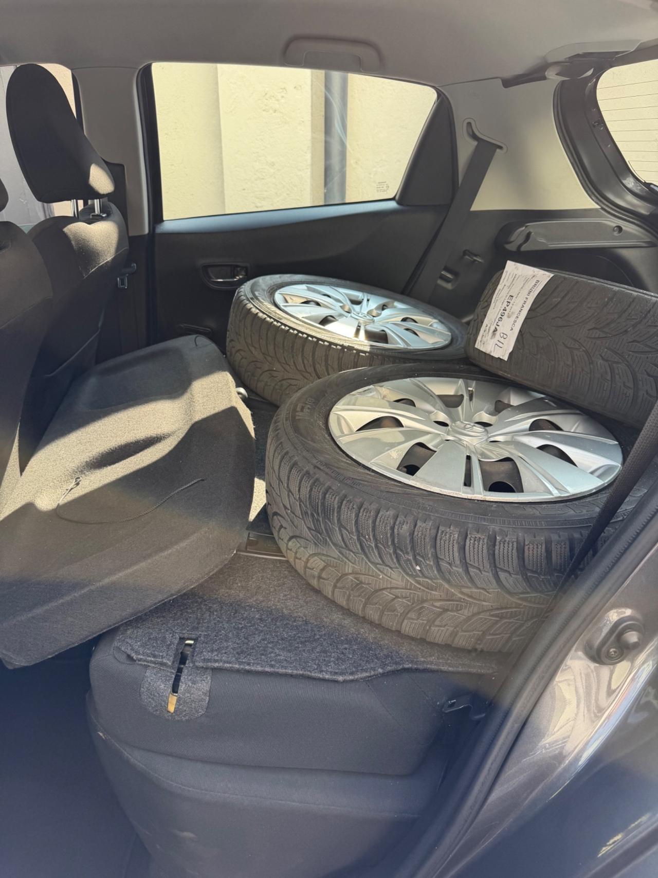 Toyota Yaris 1.0 Neopatentati Euro 5