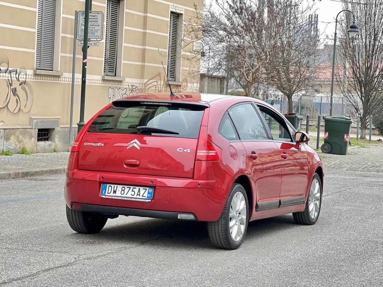 Citroen C4 Coupé 1.6 16V VTi 120CV VTR