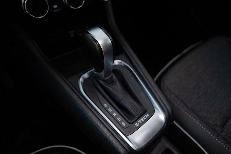 Renault Captur 1.6 E-Tech hybrid Intens 145cv auto