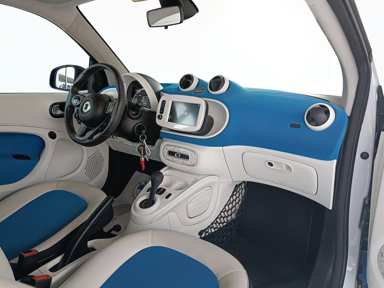 SMART Fortwo III 2015 - Fortwo 1.0 Proxy 71cv twinamic