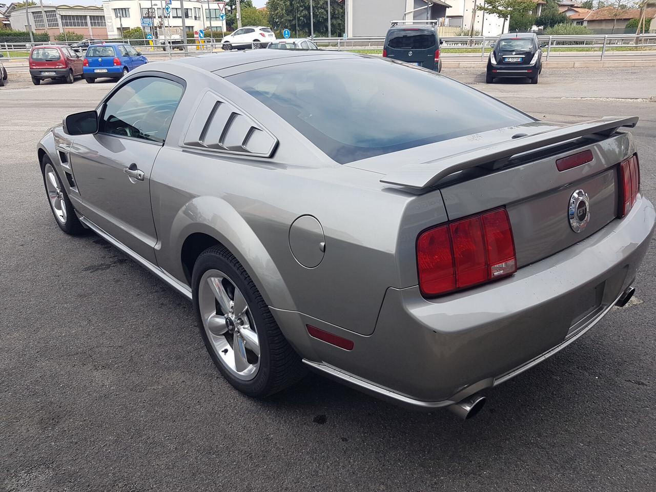 Ford Mustang GT 4.6 v8 kit ROUSH