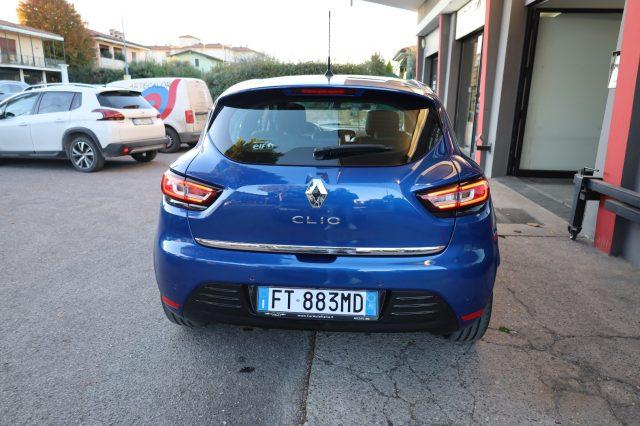 RENAULT Clio TCe 75CV 5p. Moschino per NEOPATENTATI Navi Camer