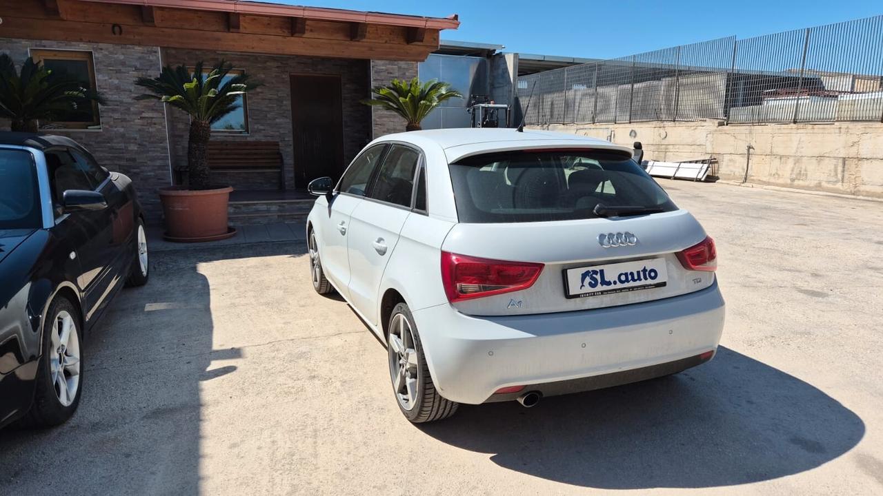 Audi A1 1.6 TDI S line edition plus