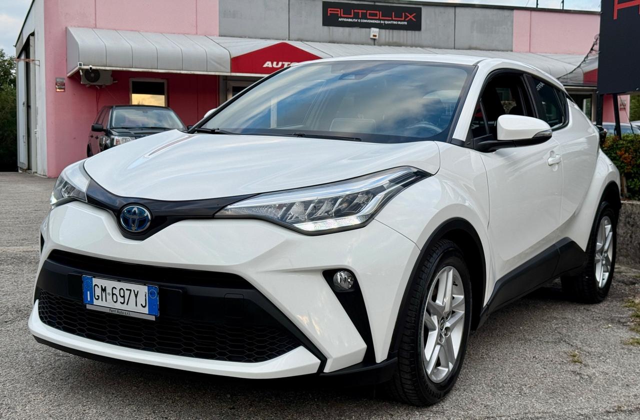 Toyota C-HR 1.8 Hybrid E-CVT Trend 61.500KM