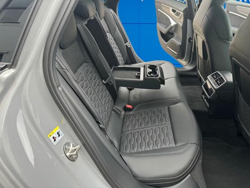 AUDI A6 5ª serie RS 6 Avant 4.0 TFSI V8 quattr...