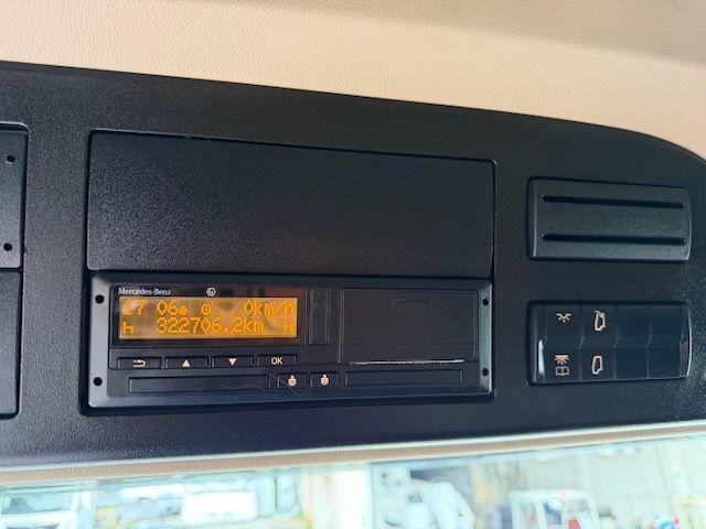 MERCEDES-BENZ ACTRO 1848