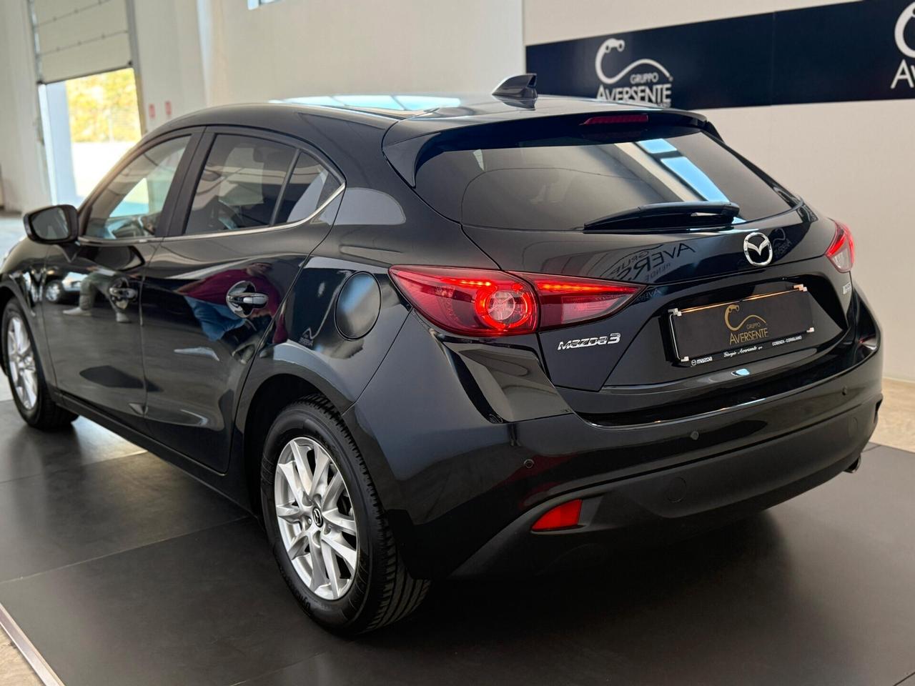 Mazda 3 Mazda3 1.5 Skyactiv-G Evolve