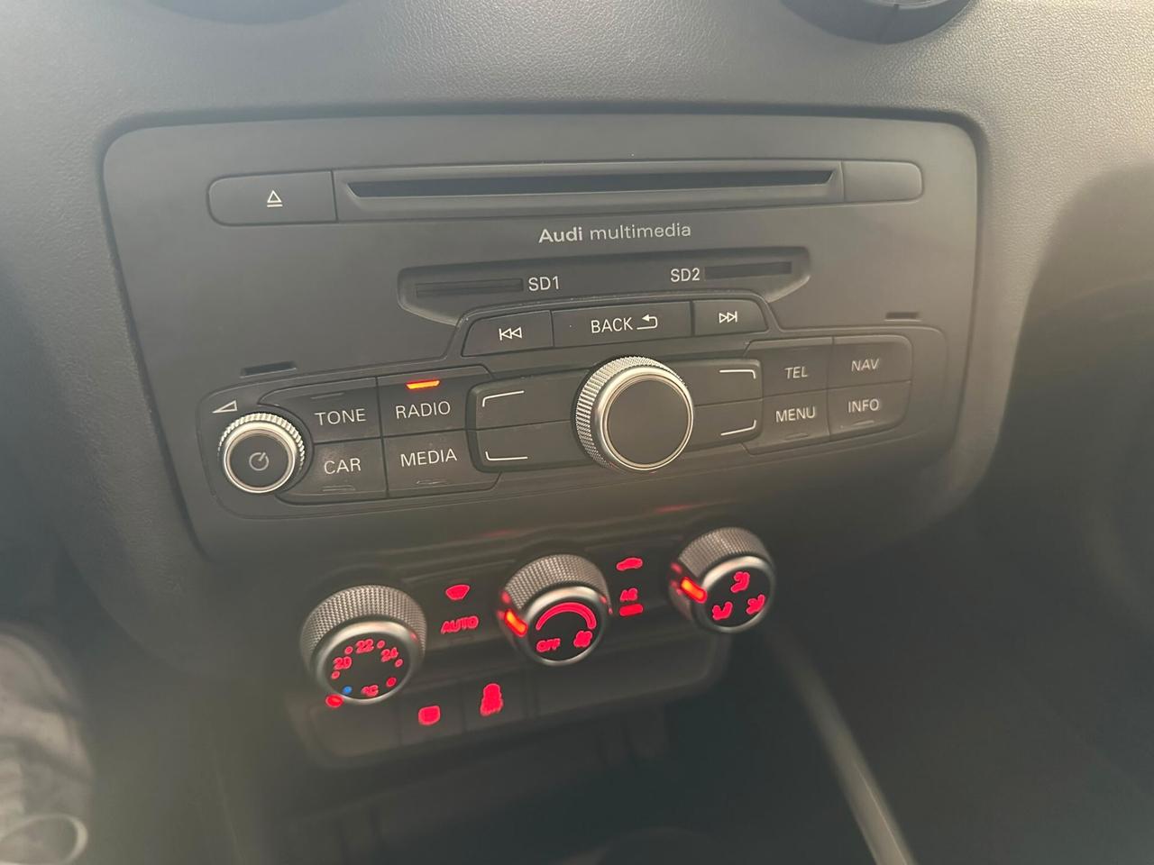 AUDI A1 1.6TDI 3P 90cv OK NEOPATENTATI