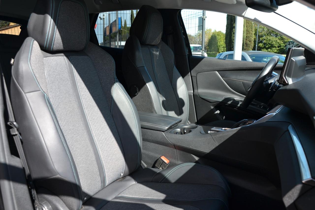 Peugeot 3008 BlueHDi 130 S&S EAT8 Allure