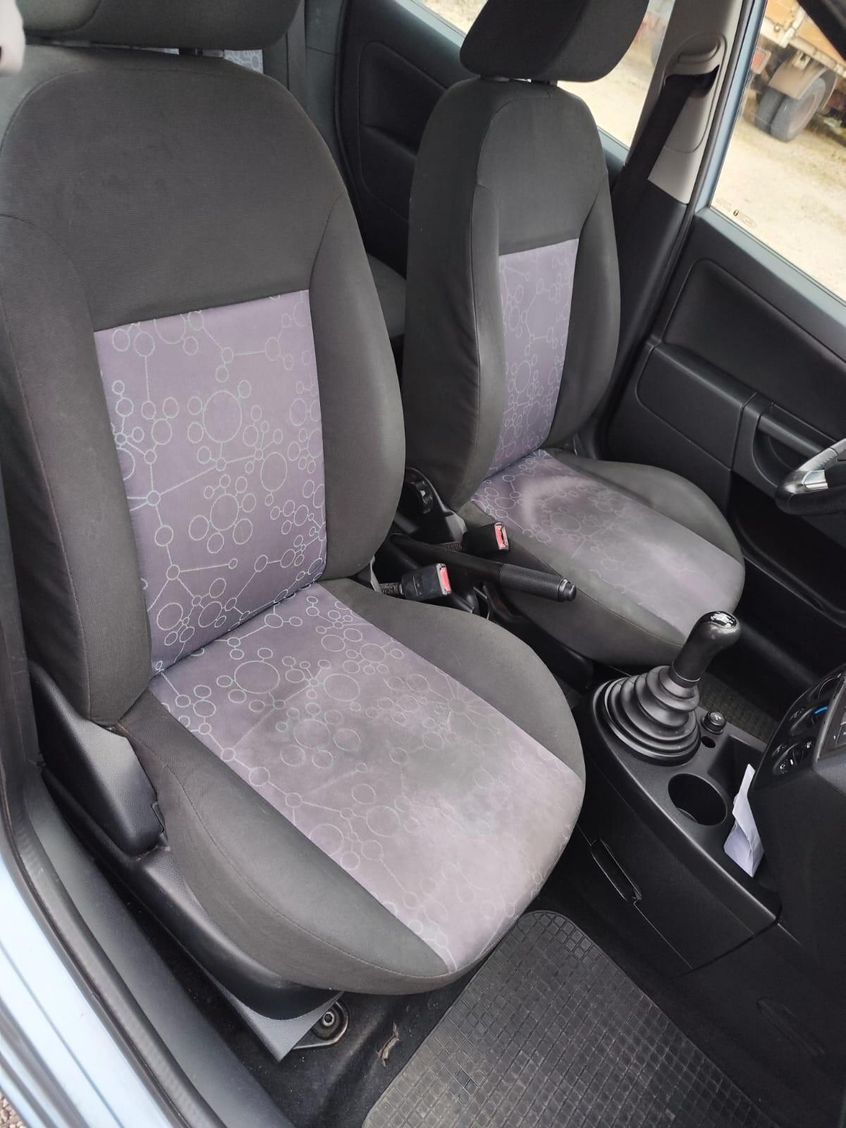 Ford Fiesta 1.4 TDCi 5p. Ghia