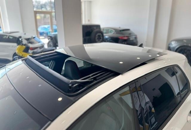 Volkswagen Golf 8.5 GTI 2.0 TSI DSG
