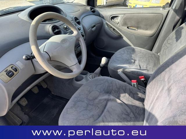 TOYOTA Yaris 1.0i 16V cat 5 porte Sol '03