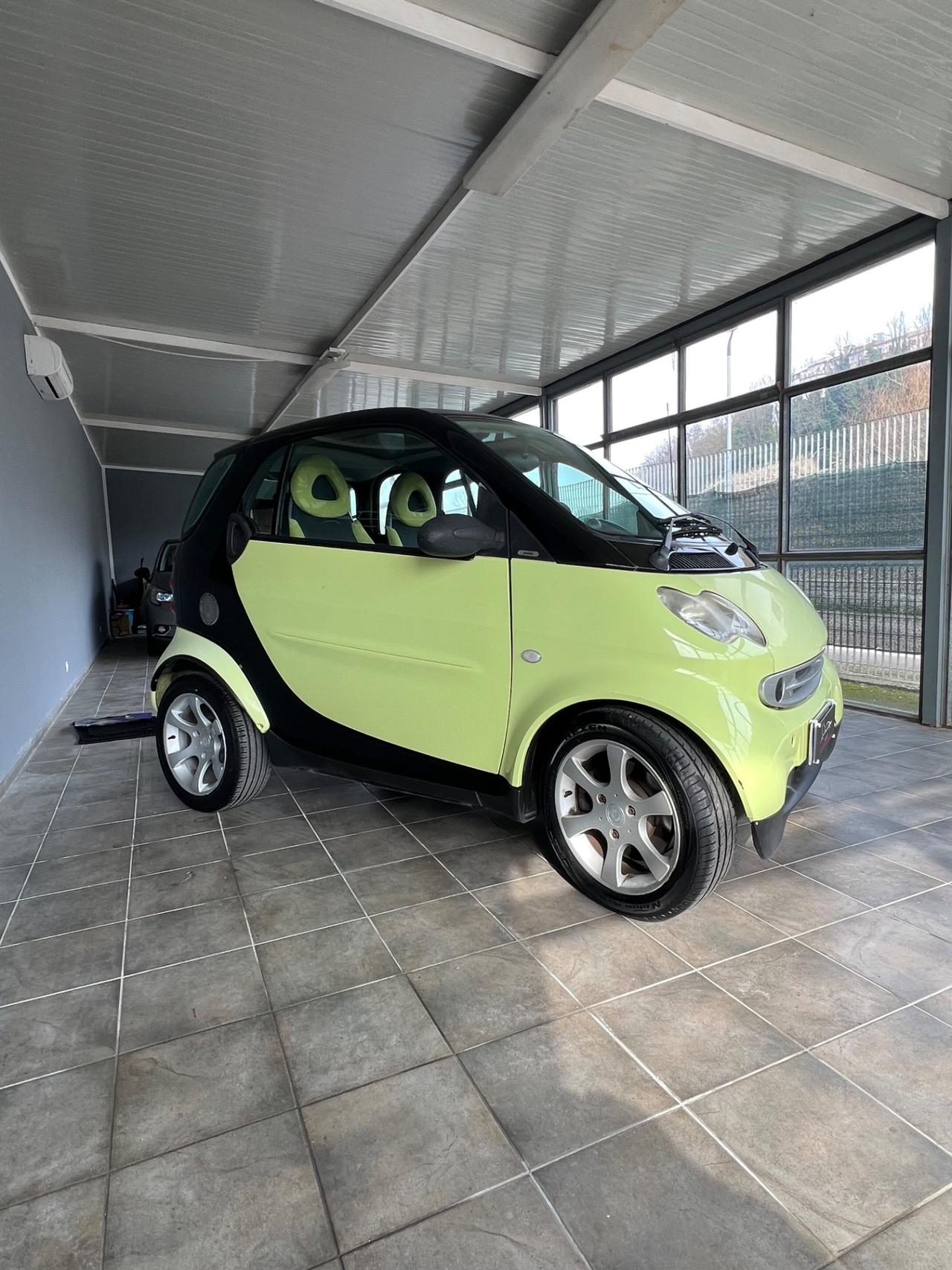 Smart ForTwo 700 coupé pulse (45 kW) neopatentati