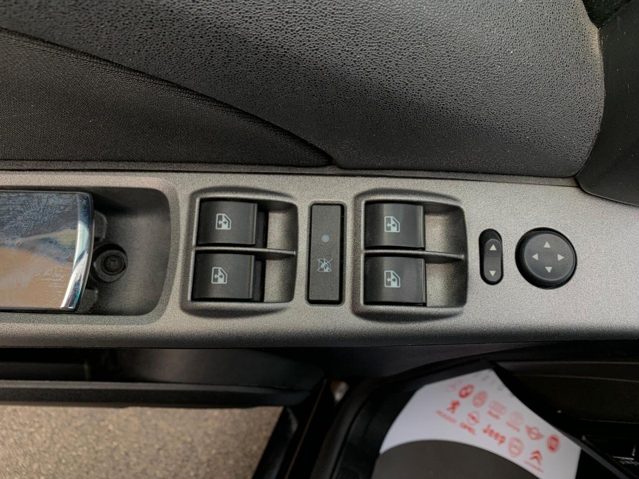 Lancia MUSA 1.4 Argento Ecochic GPL