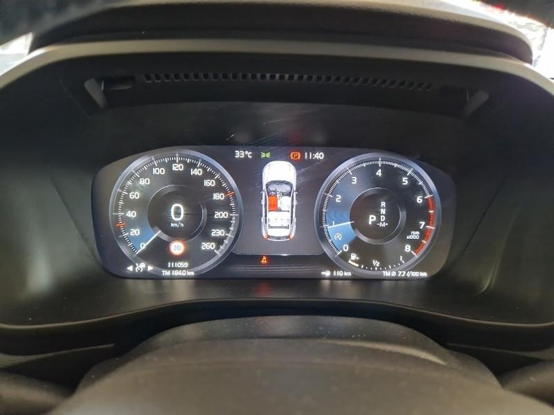 VOLVO XC40 T2 AUTOMATICO MOMENTUM PRO SUV