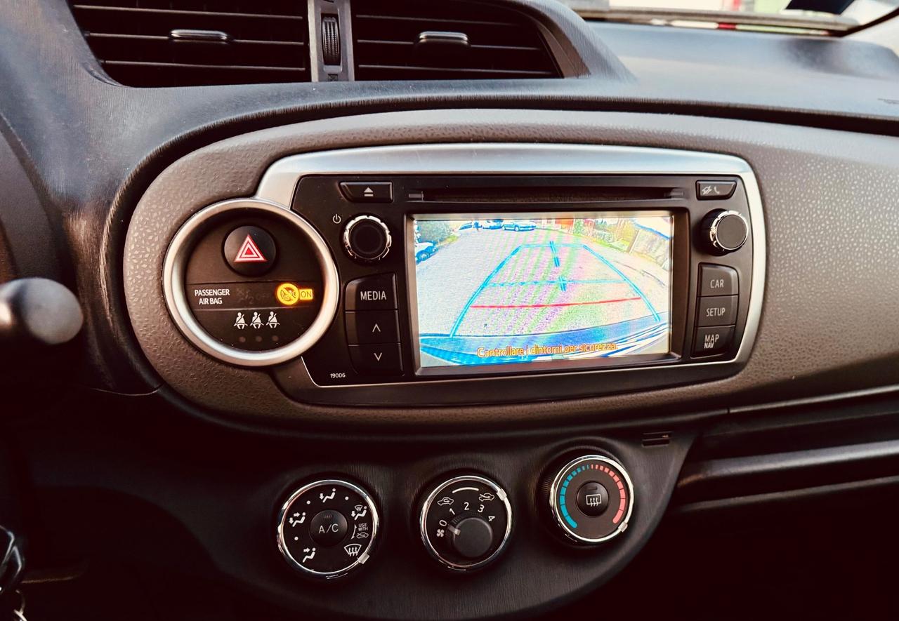 Toyota Yaris 1.3 5 porte Lounge Ok Neopatentati
