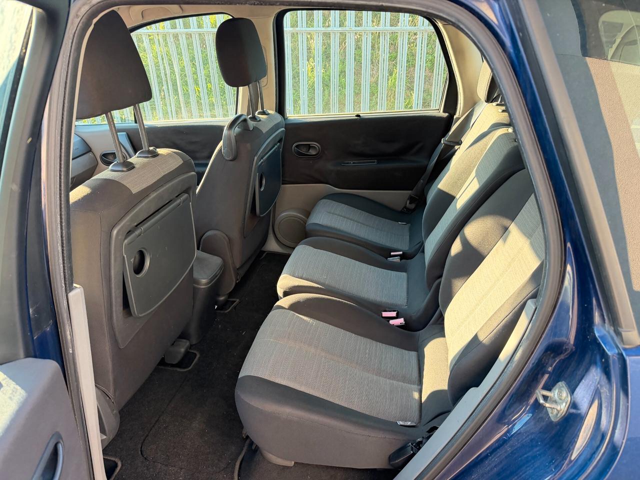 Renault Scenic Scénic 1.9 dCi Confort Dynamique