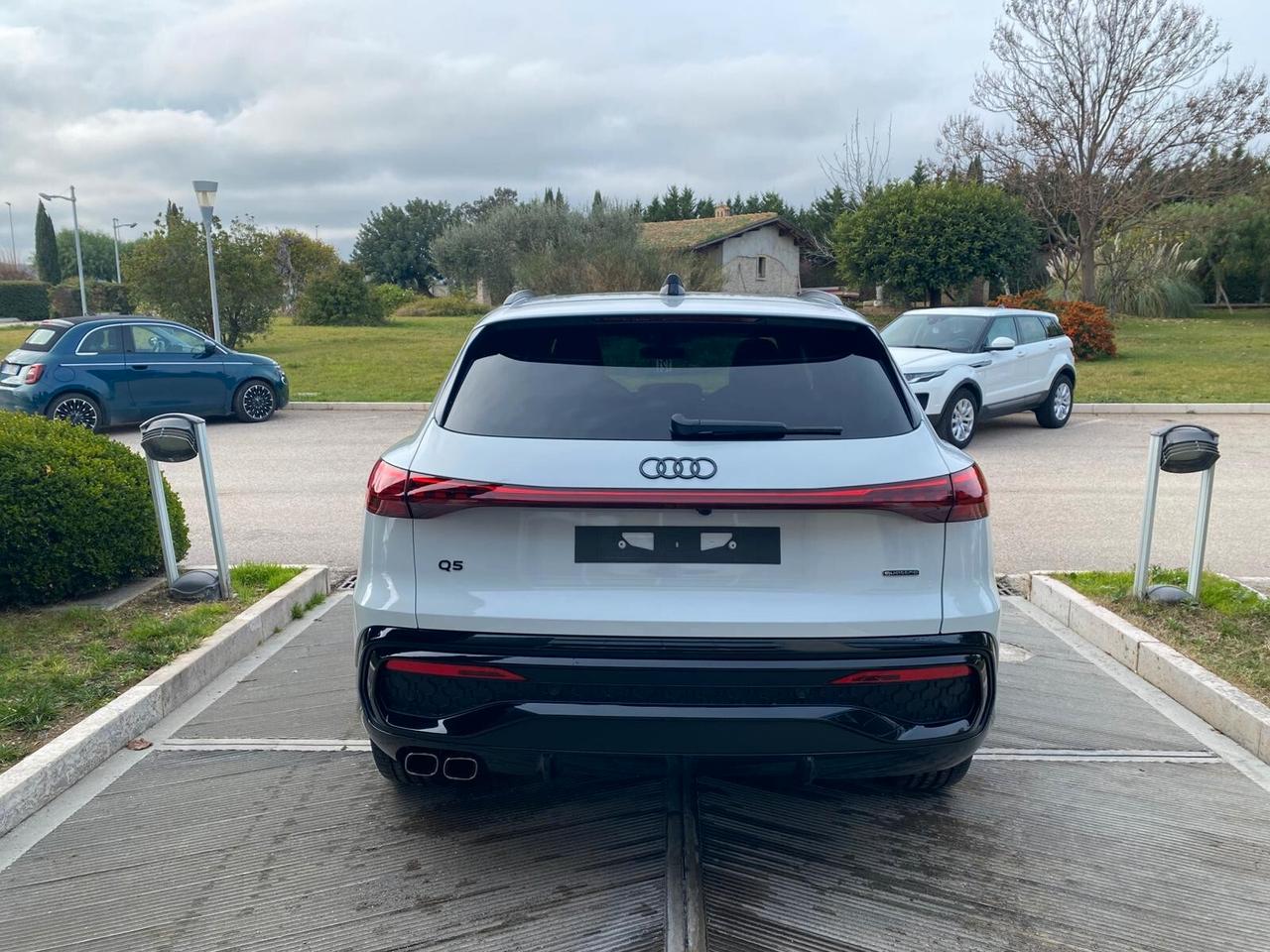 Audi Q5 40 TDI 204 CV quattro Stronic Sline