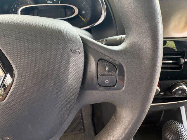 RENAULT Clio 1.2 75CV Wave OK NEOPATENTATI NAVIGATORE