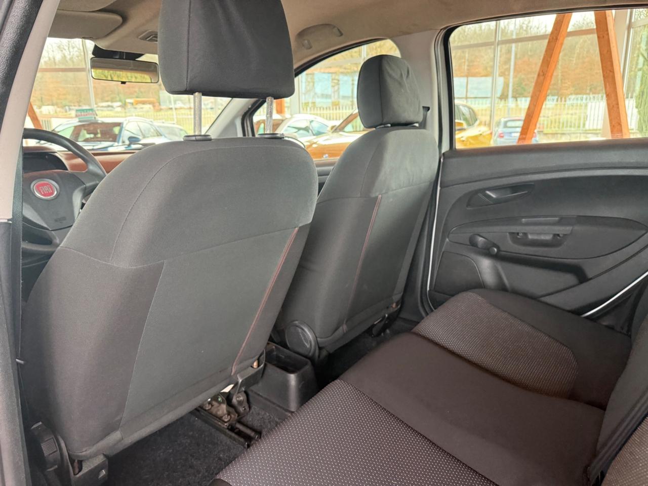 Fiat Punto Evo 1.2 Benzina - Neopatentati