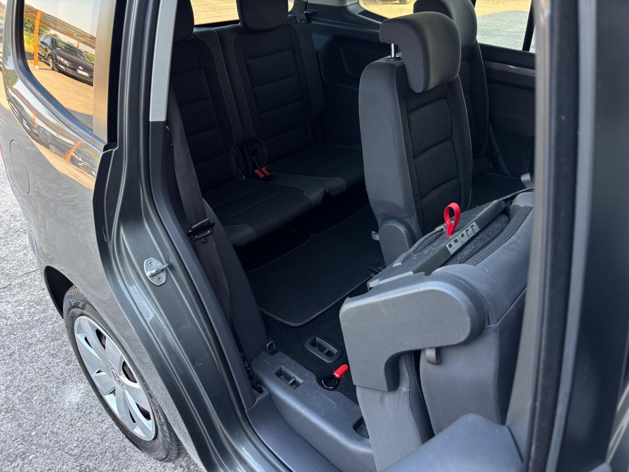 Volkswagen Touran 1.6 TDI. 7 posti Garanzia 12mesi