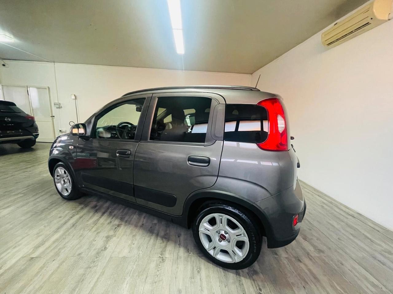 Fiat Panda 1.0 FireFly S&S Hybrid AZIENDALE