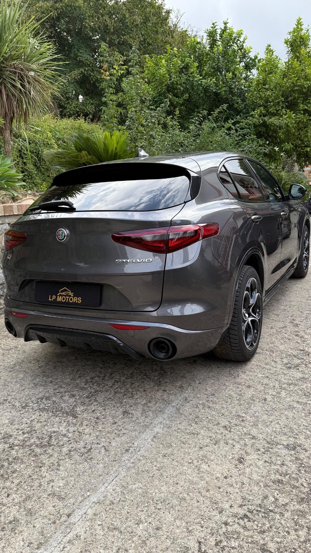 Alfa Romeo Stelvio 2.2 Turbodiesel 210 CV AT8 Q4 Veloce