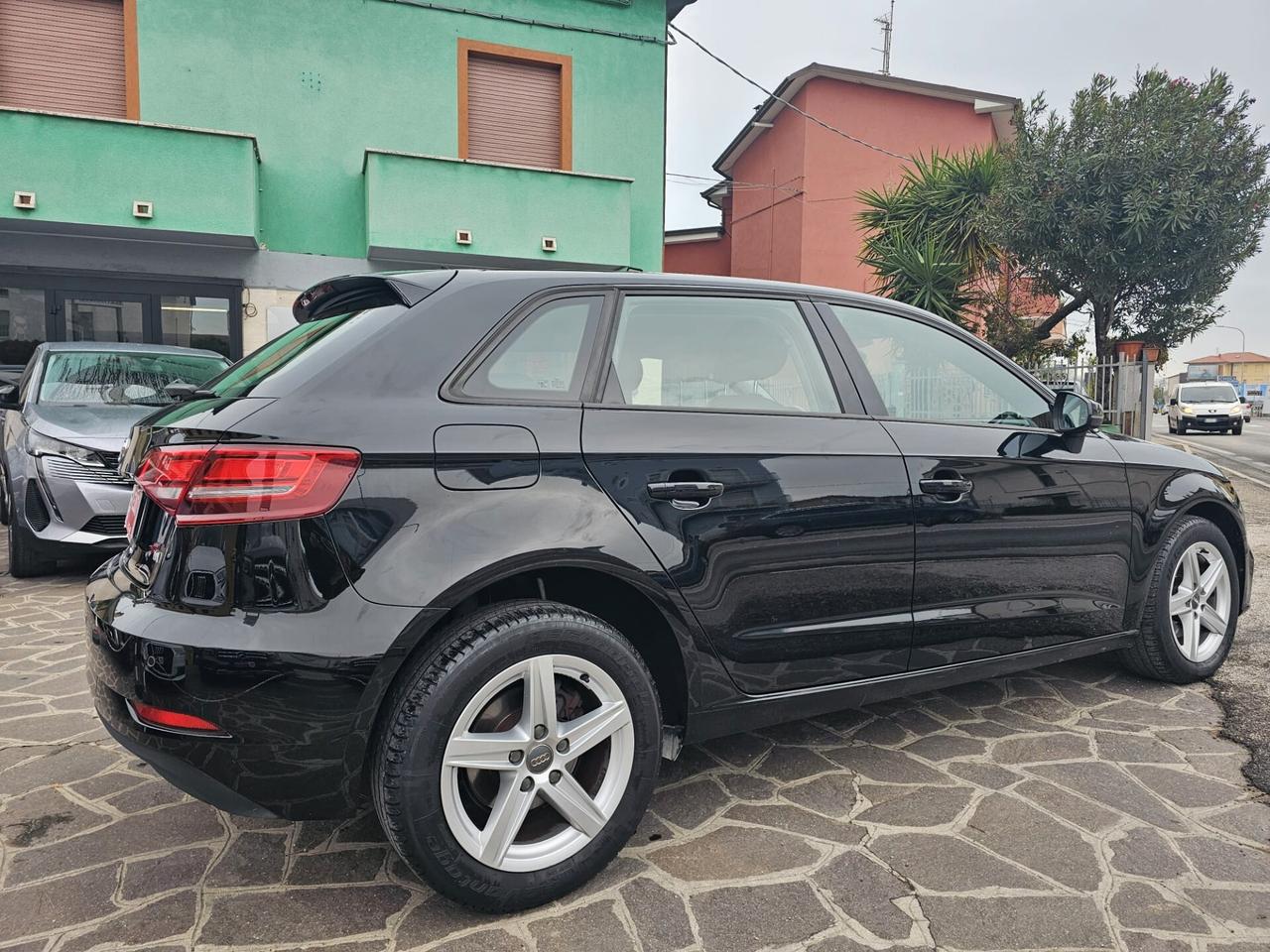 Audi A3 SPB 1.6 TDI Sport 110 CV