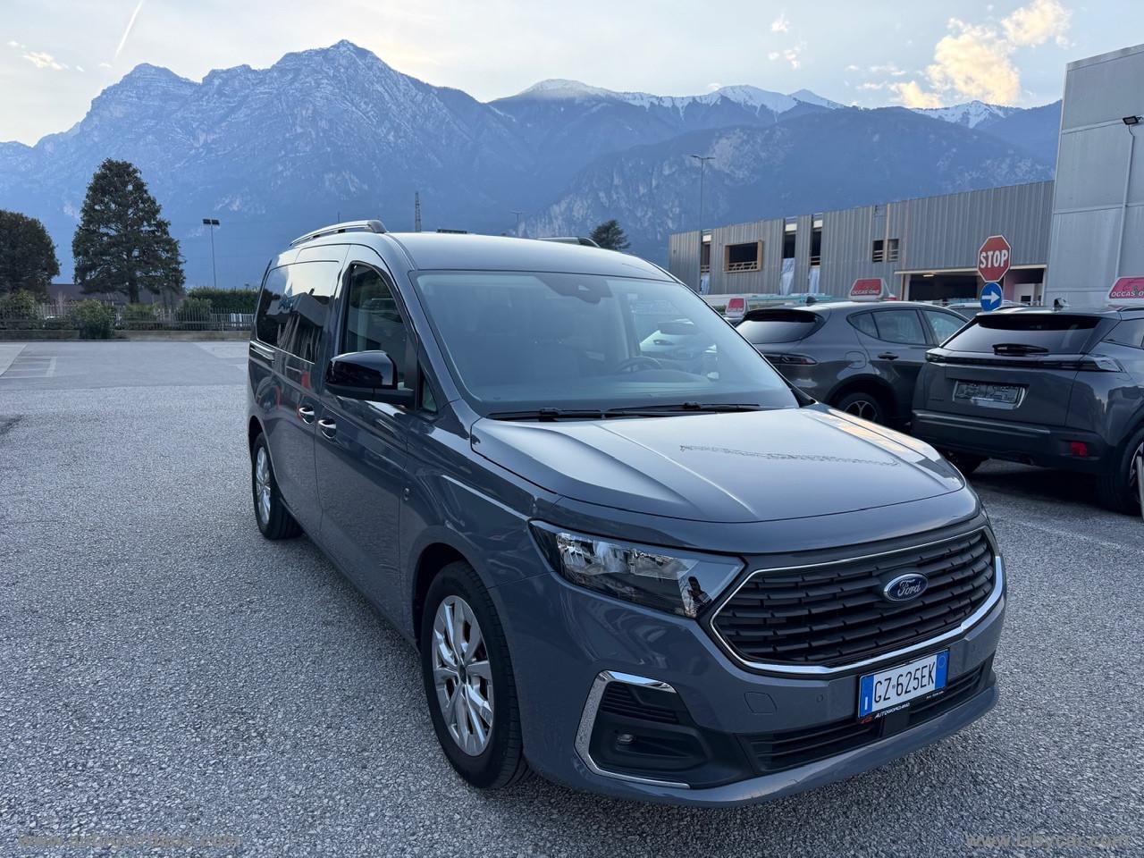 FORD Gr.Tourneo Connect 2.0 122 aut. Tit.