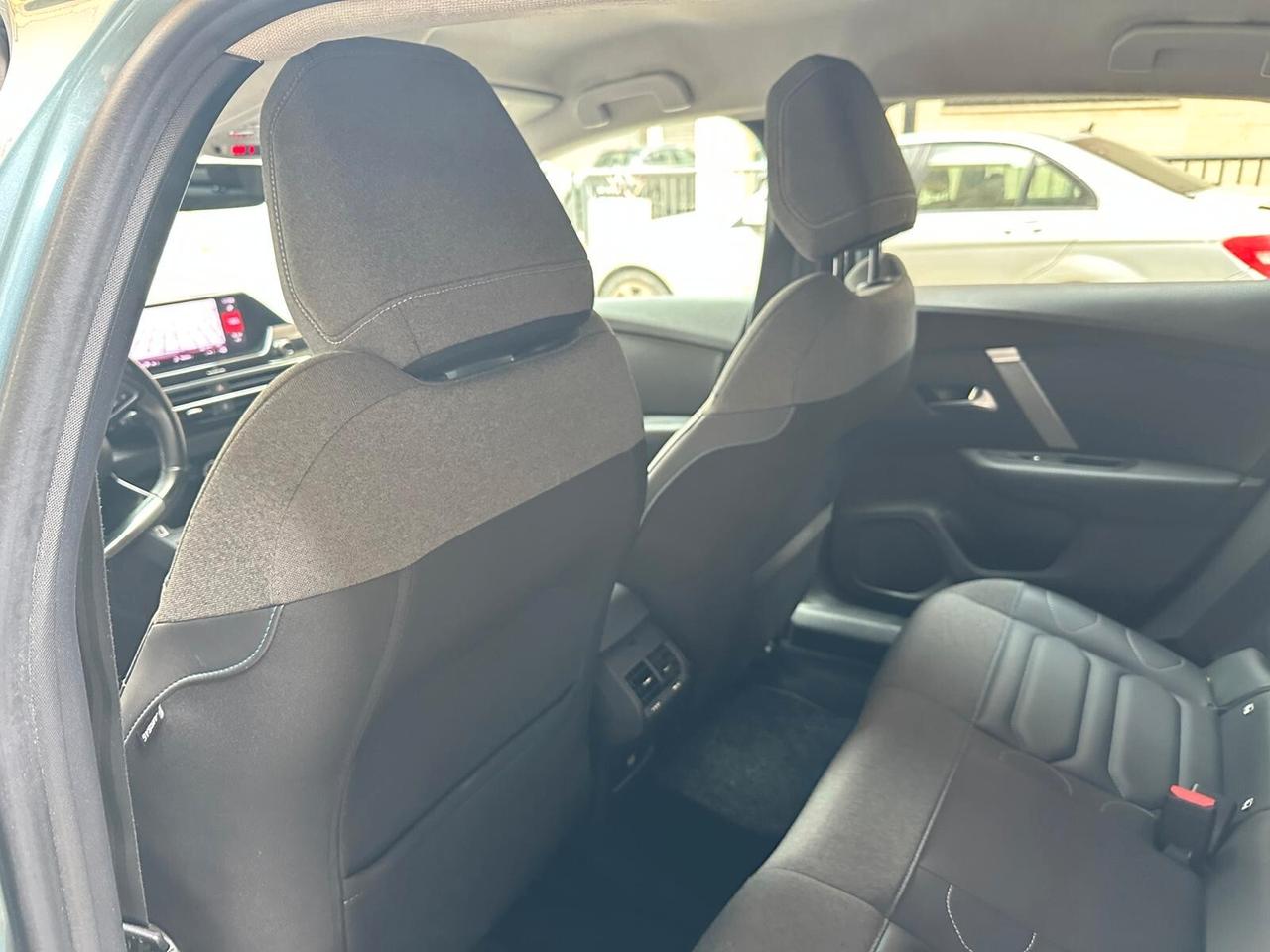 Citroen C4 BlueHDi 130CV EAT8 Shine