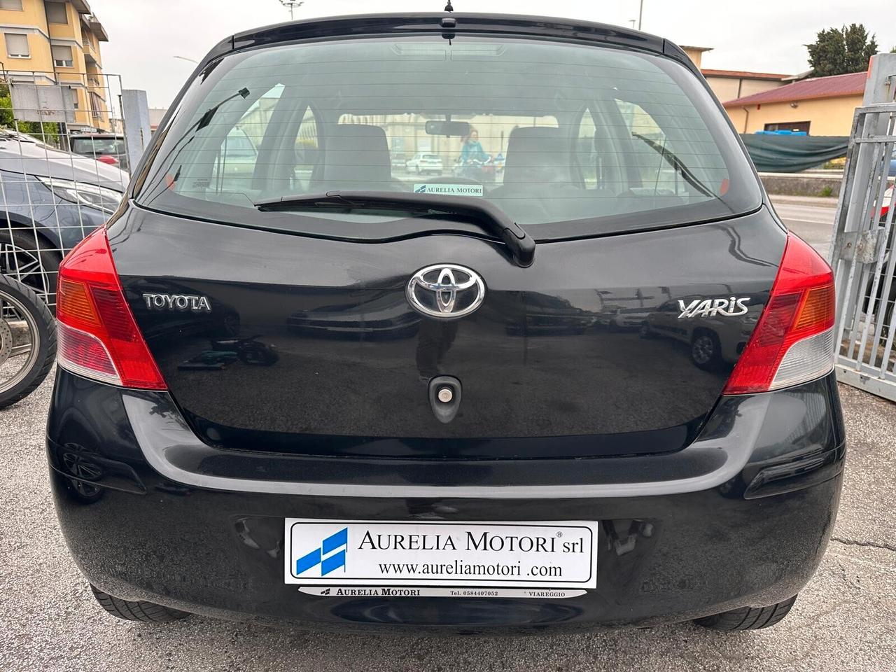 Toyota Yaris 1.4 D-4D 5 porte Sol SOLI 60.000 KM REALI PARI AL NUOVO!!!