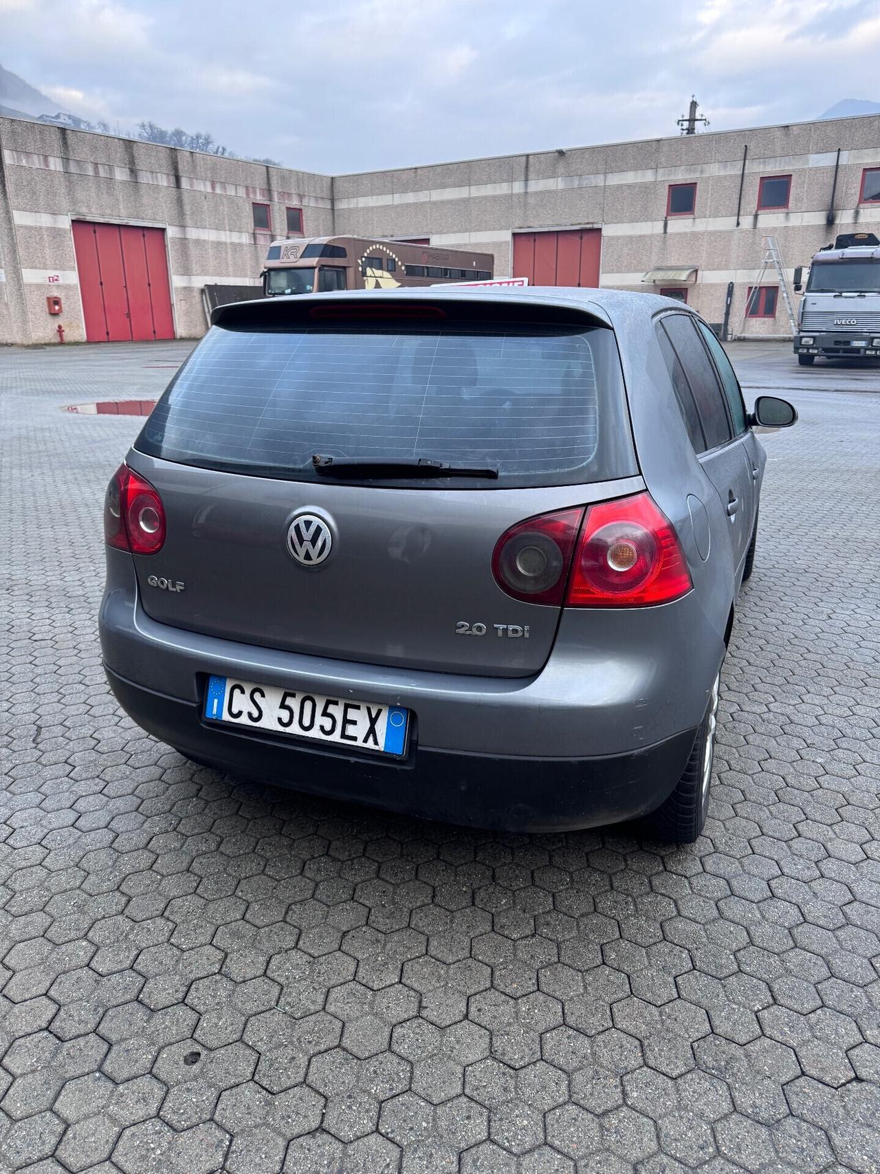 Volkswagen Golf 2.0 16V TDI 5p. Sportline
