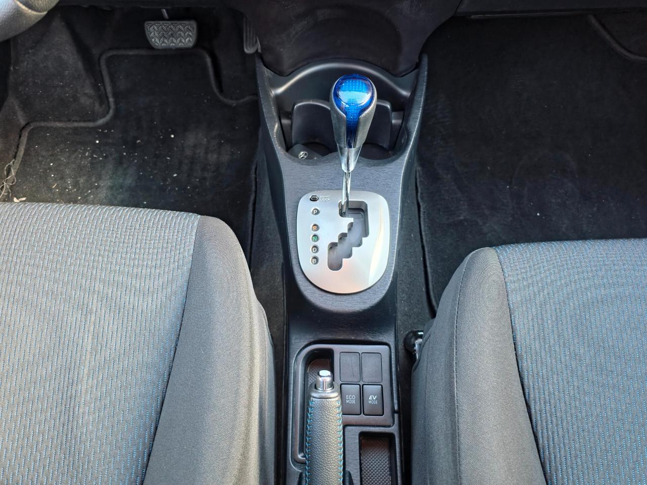 Toyota Yaris 1.5 Hybrid 5 porte Lounge 2014-E5B Automatico NEO