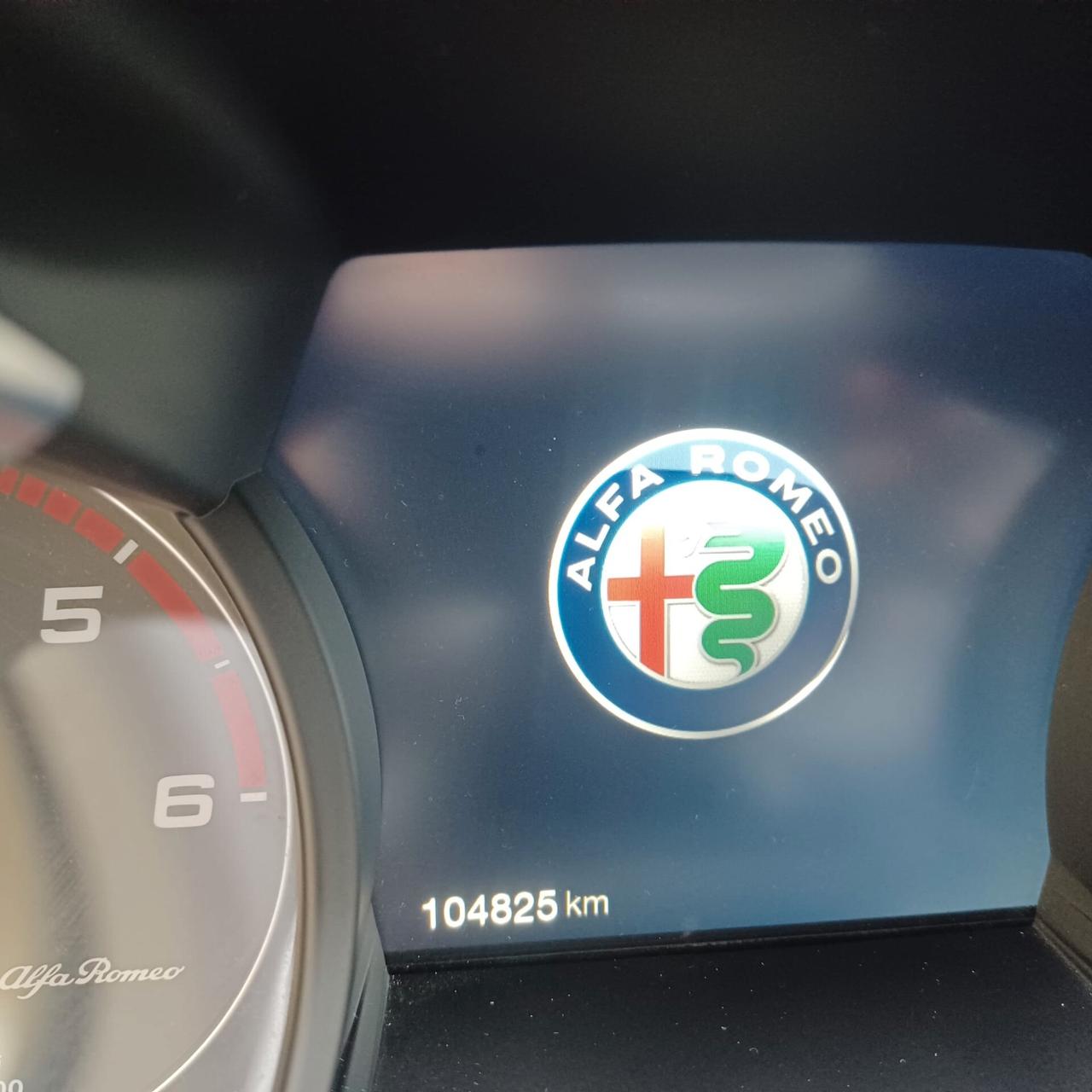 104.880 KM STELVIO 2.1 TDI AUTOM PARI AL NUOVO