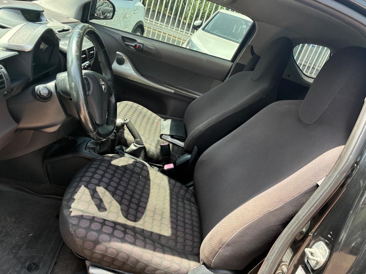 Toyota iQ 1.0