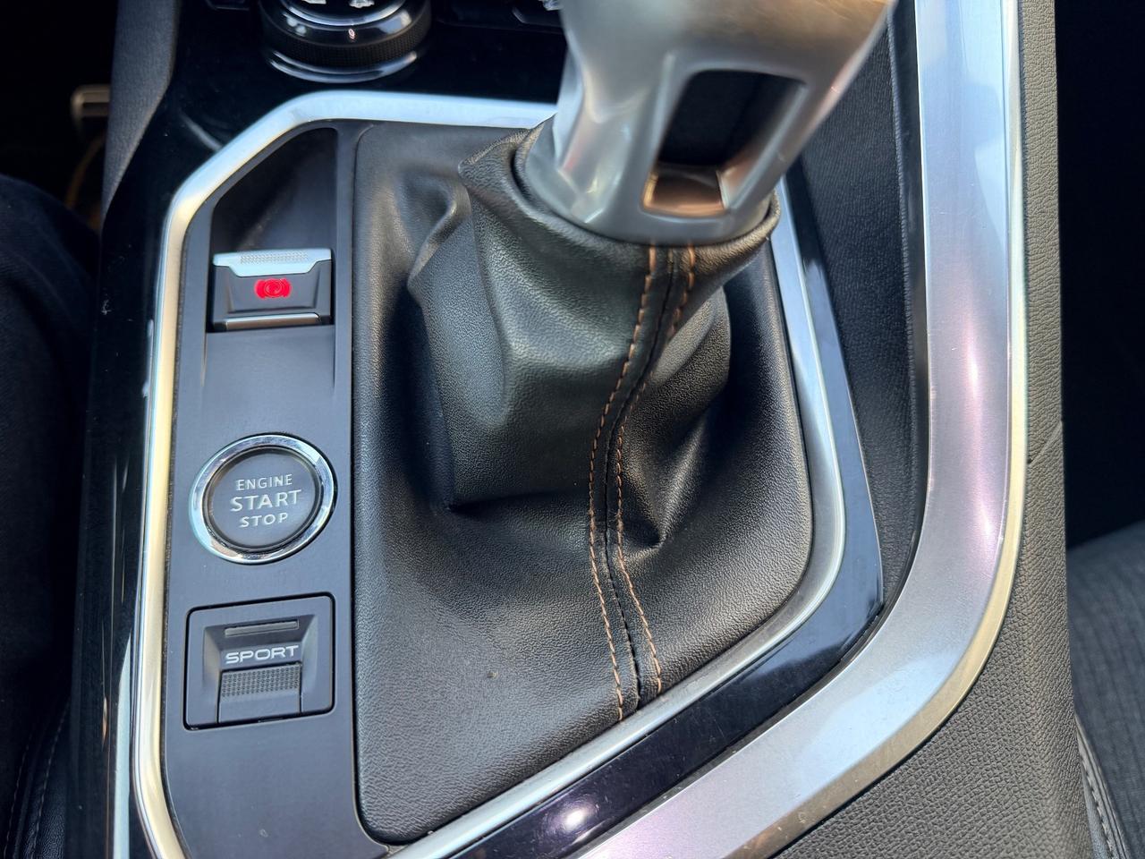 Peugeot 3008 GT-LINE manuale