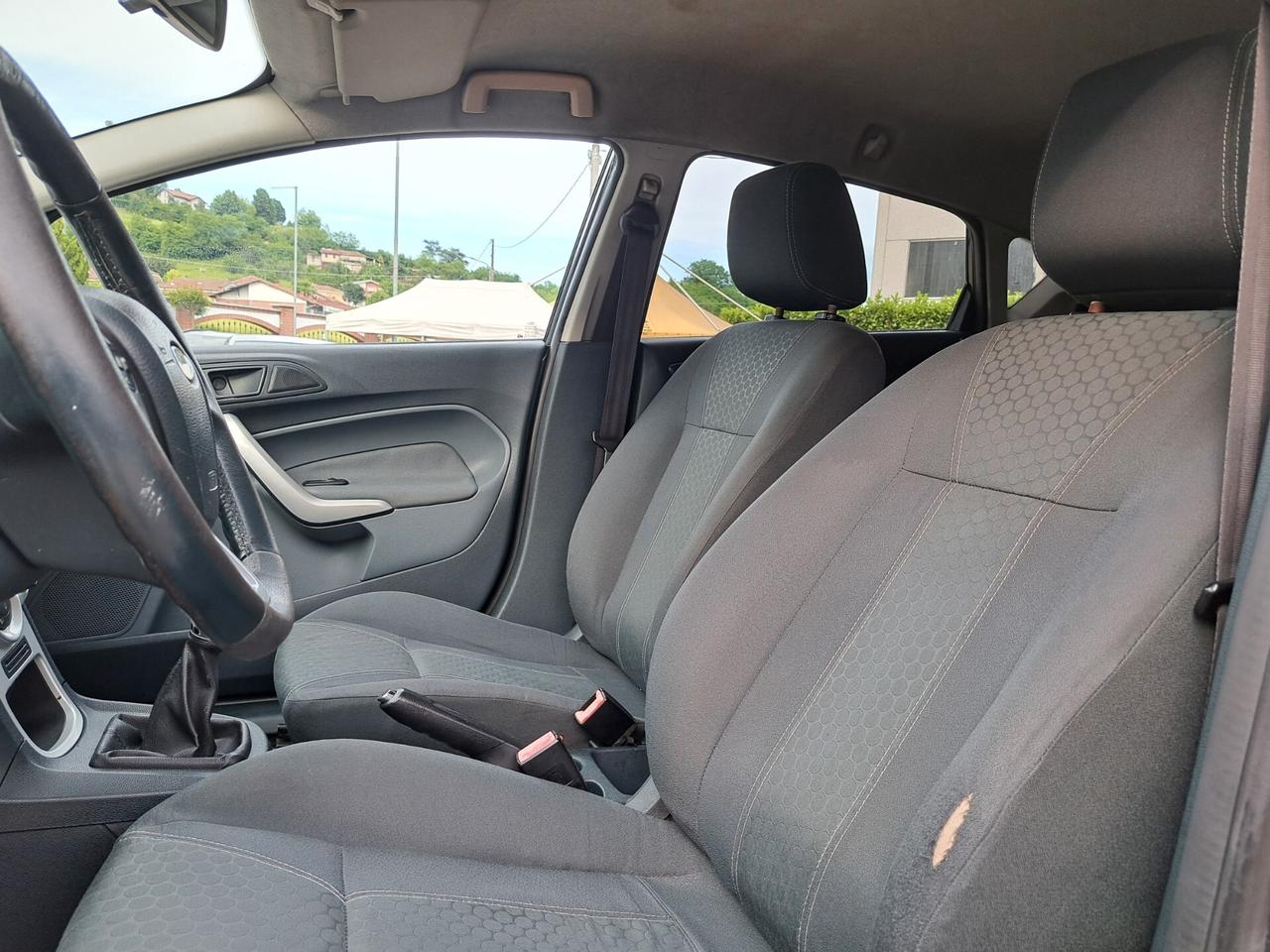 Ford Fiesta 1.4 TDCi 68CV 5 porte Titanium