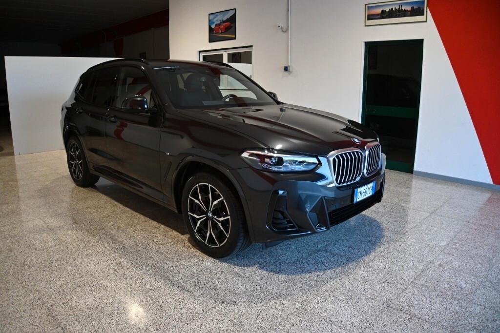 BMW X3 18D 150CV STEPTRONIC 48V S-DRIVE M-SPORT ( FARI LED ADATTIVI - BMW DIGITAL COCKPIT - CLIMA TRIZONA - NAVI - MIRROR - PARK ASSISTANT - TELECAMERA POST. - CERCHI 19 )