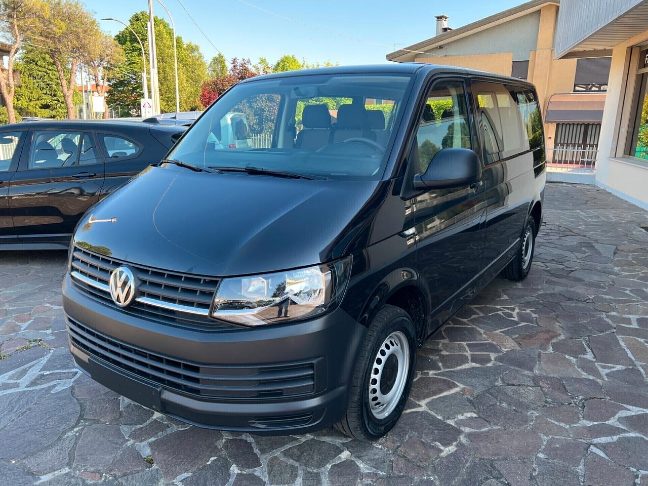 Volkswagen Transporter 2.0 TDI 102CV PC Kombi 9 posti