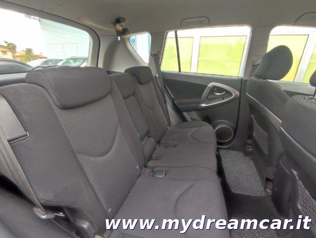 TOYOTA RAV 4 RAV4 2.2 D-4D 136 CV Sol