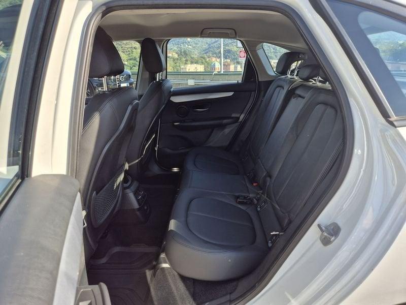 BMW Serie 2 Active Tourer 214d Active Tourer
