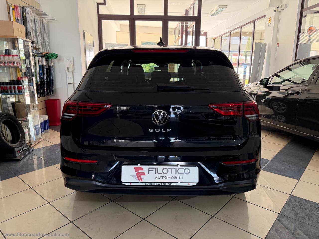 VOLKSWAGEN Golf 2.0 TDI 150CV DSG SCR Life FULL | USATO GARANTITO