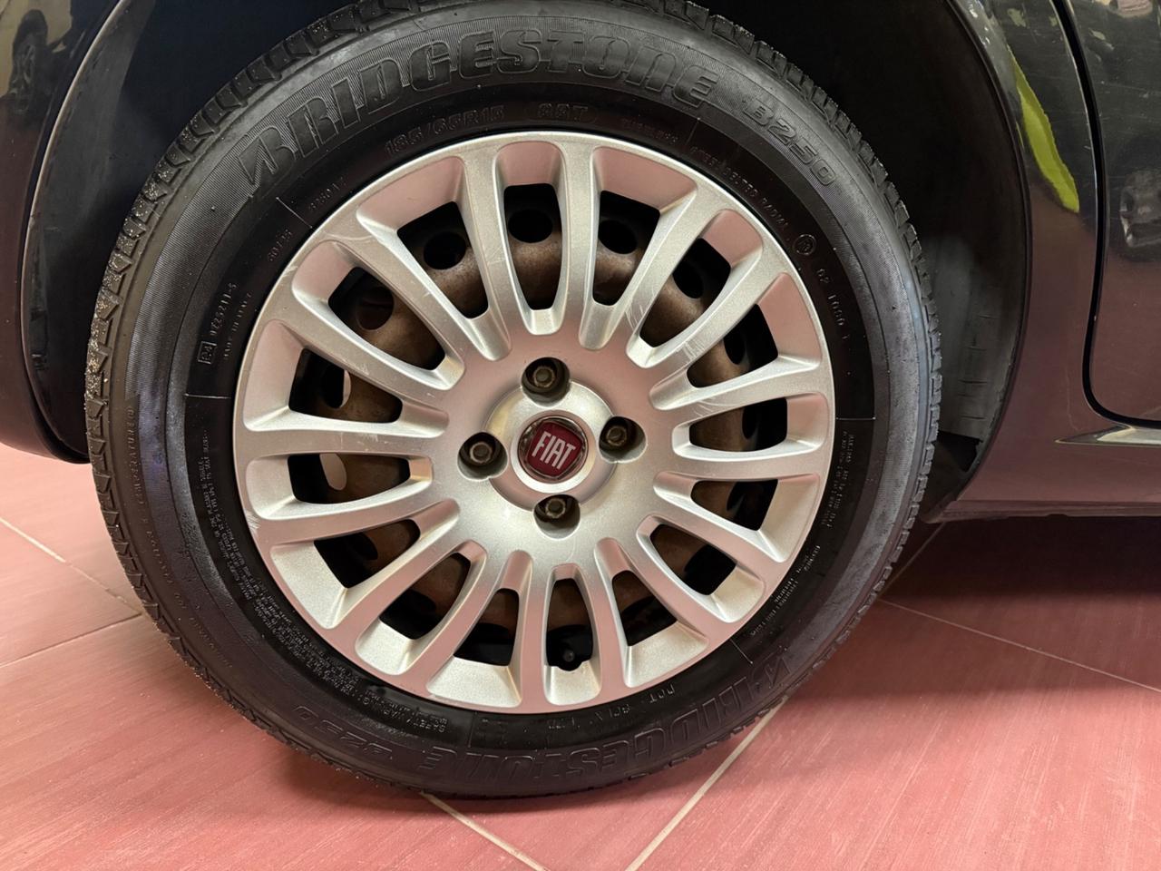 Fiat Punto 1.3 MJT II S&S 95 CV 5 porte Street