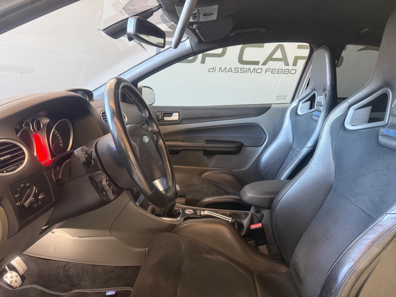 Ford Focus 2.5T (305CV) 3p. RS MK2